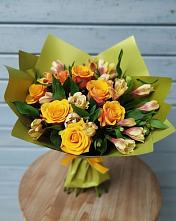 Букет цветов из:  Альстромерии и Розы в Ленинске
