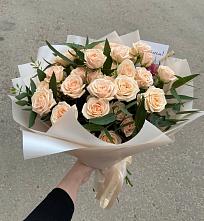 Букет Кремовые розы Латте в Ленинске