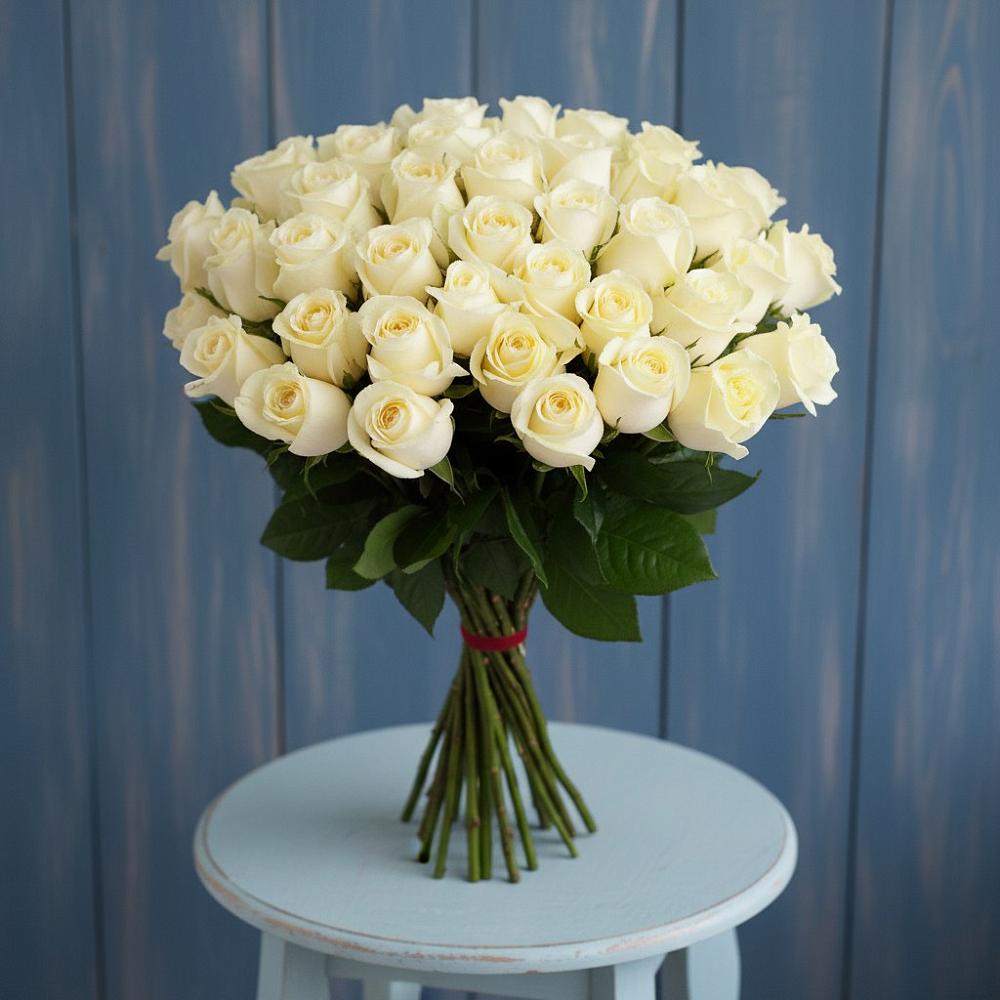 Букет 51 Белая роза Эдлесс Лав в Ленинске