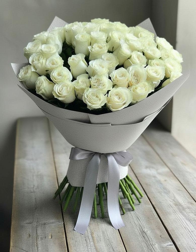 Букет 35 Белых роз в Ленинске
