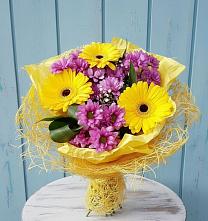 Букет цветов из:  Хризантемы и Герберы в Ленинске