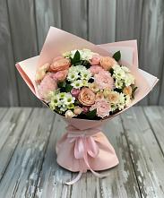 Букет цветов из:  Гвоздики, Розы и Хризантемы в Ленинске