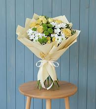 Букет цветов из:  Хризантемы и Розы в Ленинске