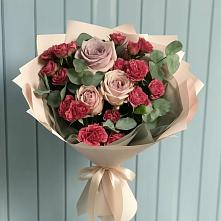 Букет цветов из:  Гвоздики и Розы в Ленинске