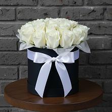 Цветочная композиция из Розы в шляпной коробке #REPLACE_PRED# Ленинске